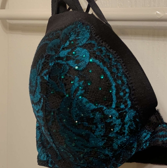 Floral La Senza Pushup Bra - Picture 2 of 4